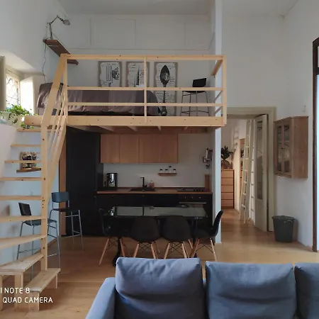 Catania Apartment Center *